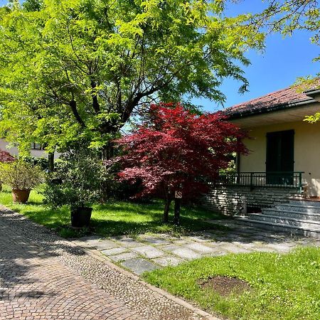 Lukas Home Con Il Cuore Appartamento 3 Camere Al Piano Terra E Appartamento 1 Camera In Taverna Merone Luaran gambar