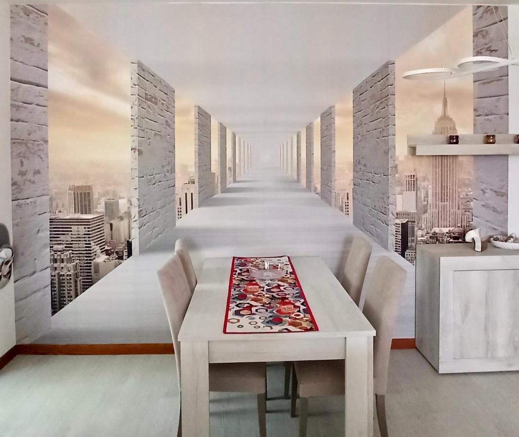Lukas Home Con Il Cuore Appartamento 3 Camere Al Piano Terra E Appartamento 1 Camera In Taverna Merone Luaran gambar