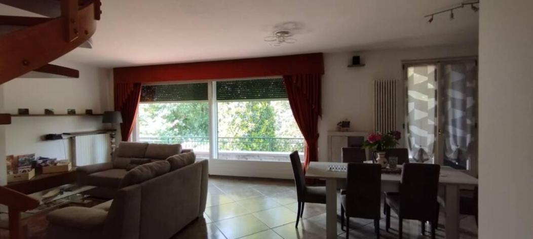 Lukas Home Con Il Cuore Appartamento 3 Camere Al Piano Terra E Appartamento 1 Camera In Taverna Merone Luaran gambar