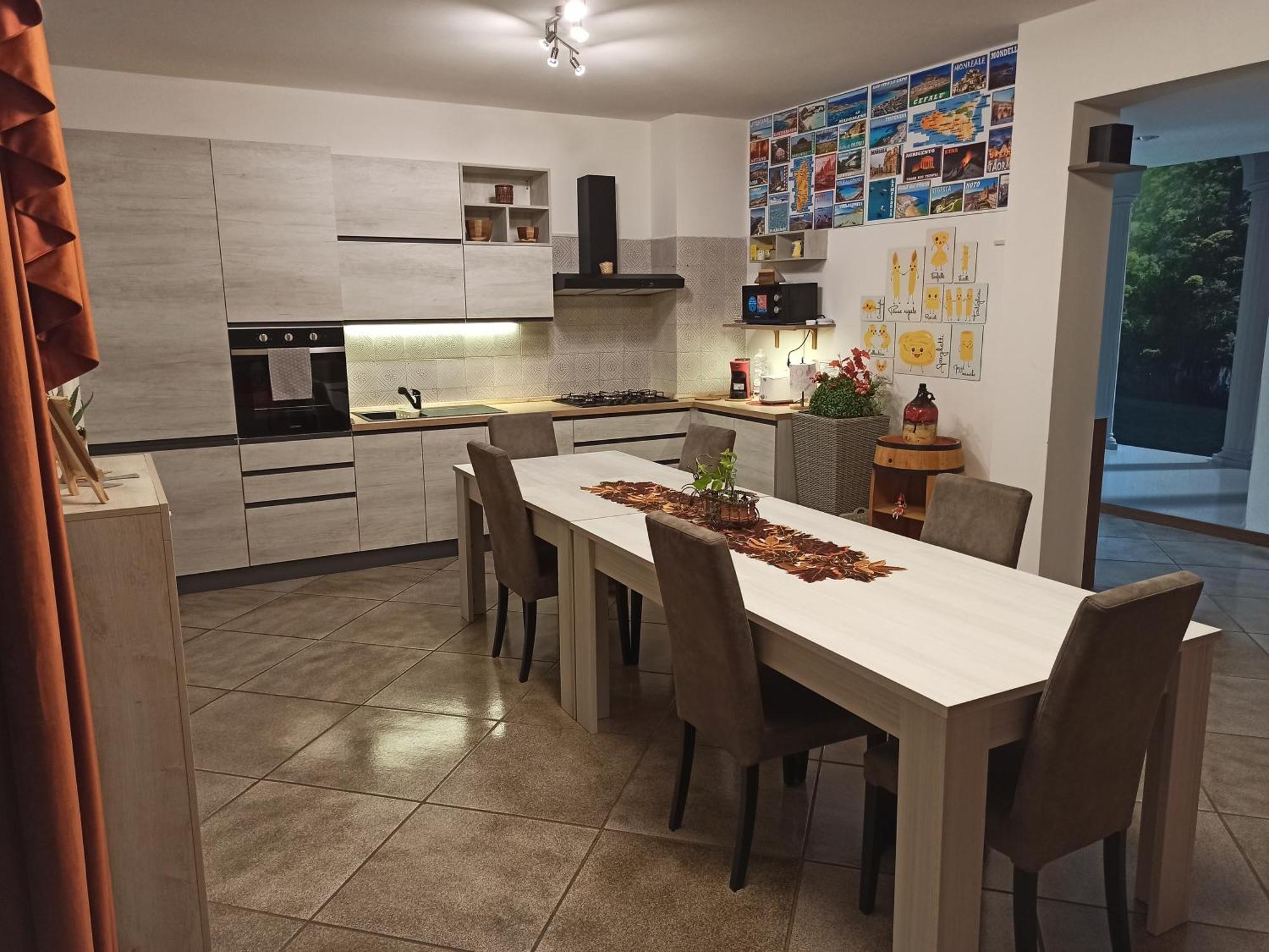 Lukas Home Con Il Cuore Appartamento 3 Camere Al Piano Terra E Appartamento 1 Camera In Taverna Merone Luaran gambar